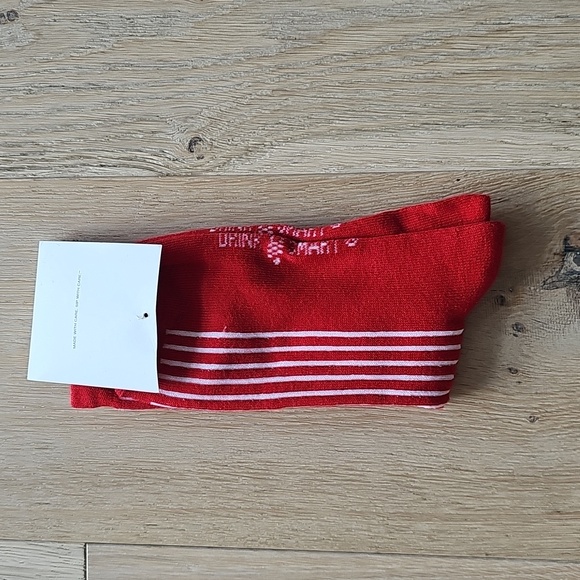 NWT RARE Makers Mark Whiskey Red And White Stripped Socks - Picture 2 of 4